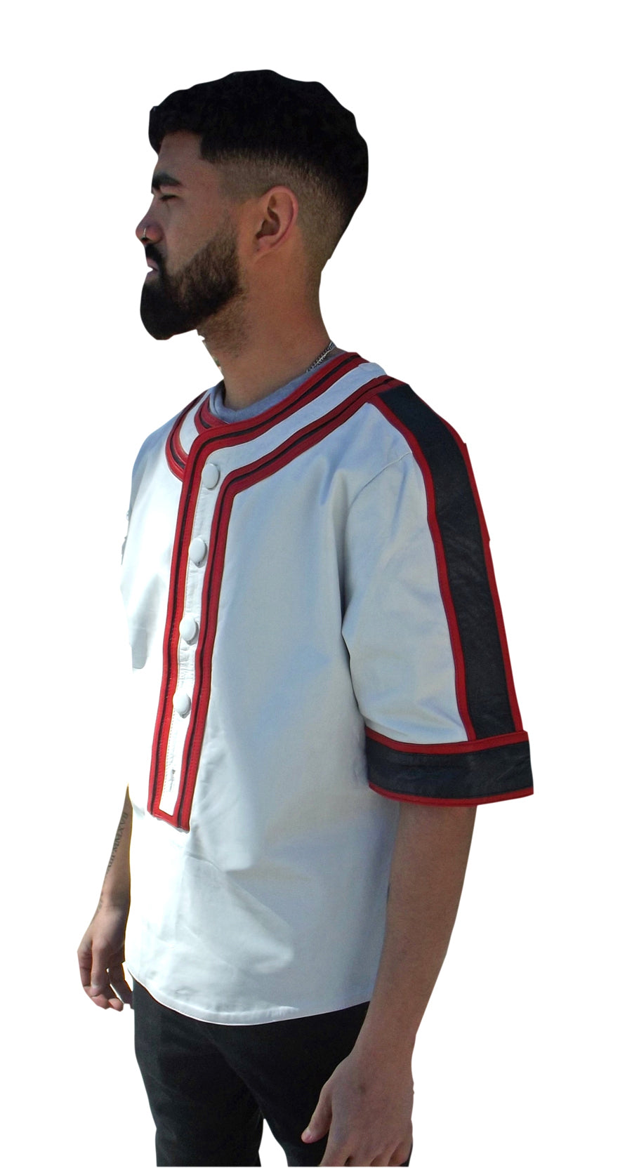 Picture of a model wearing a Mens-Leater-baseball-jerse, side view